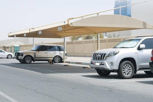 مظلات الصحافة للمواقف: حماية فعالة من الشمس والأمطار